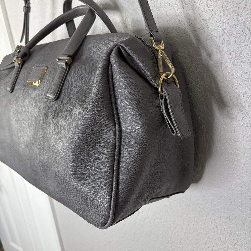 Tumi Gray Leather Weekender Bag with Gold Hardware - Picture 3 of 10